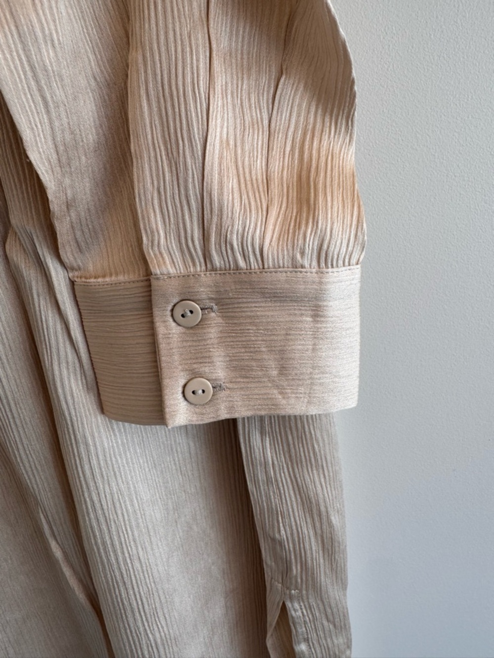 Eileen Fisher 100% Silk Ivory Blouse - Picture 7 of 7